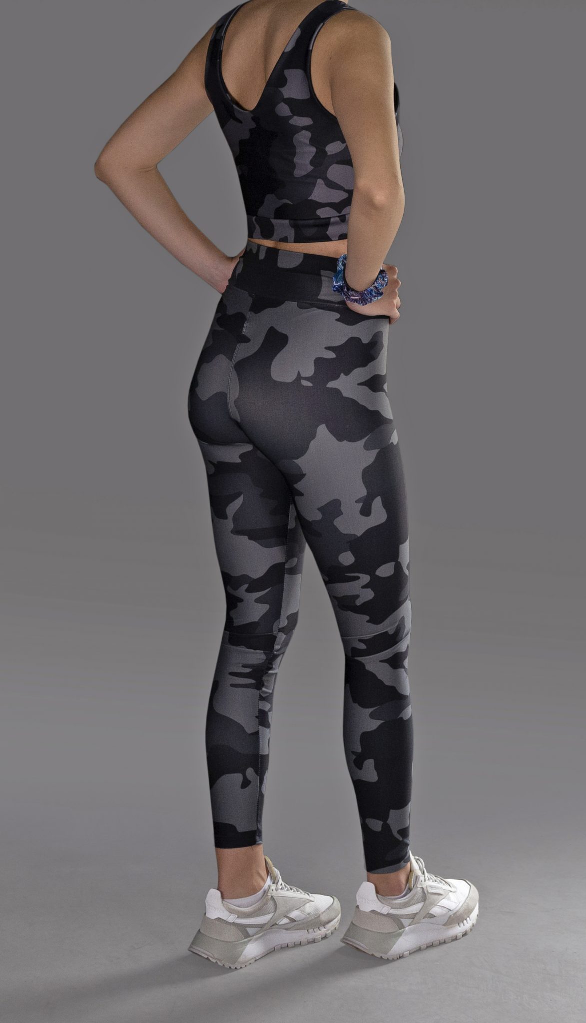 Grey Leggings With Grey Camo Contrast, PrettyLittleThing USA